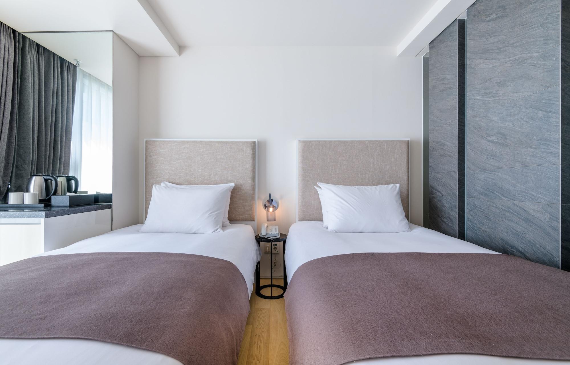 Brown Suites Hotel And Resort Τζέτζου Εξωτερικό φωτογραφία