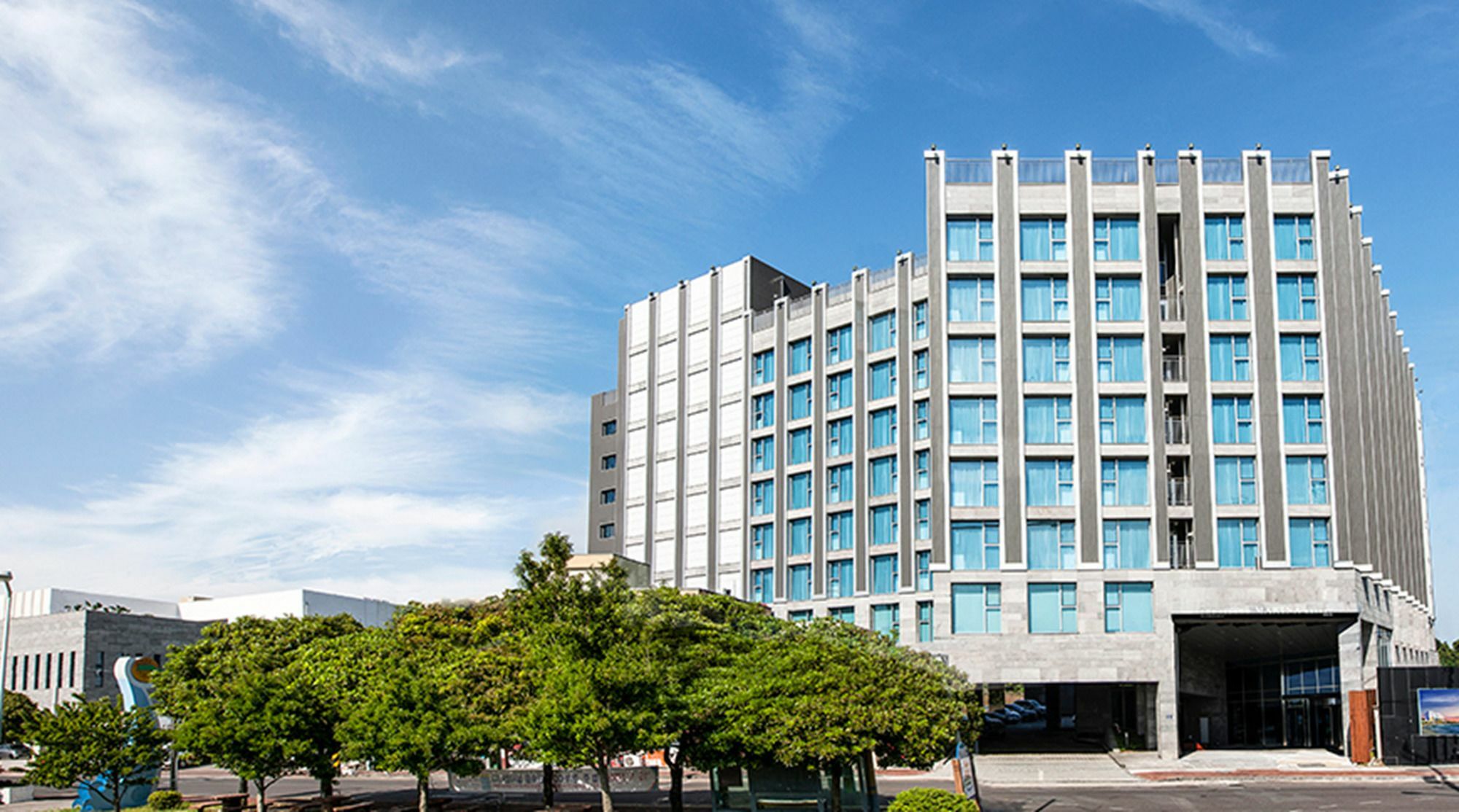Brown Suites Hotel And Resort Τζέτζου Εξωτερικό φωτογραφία